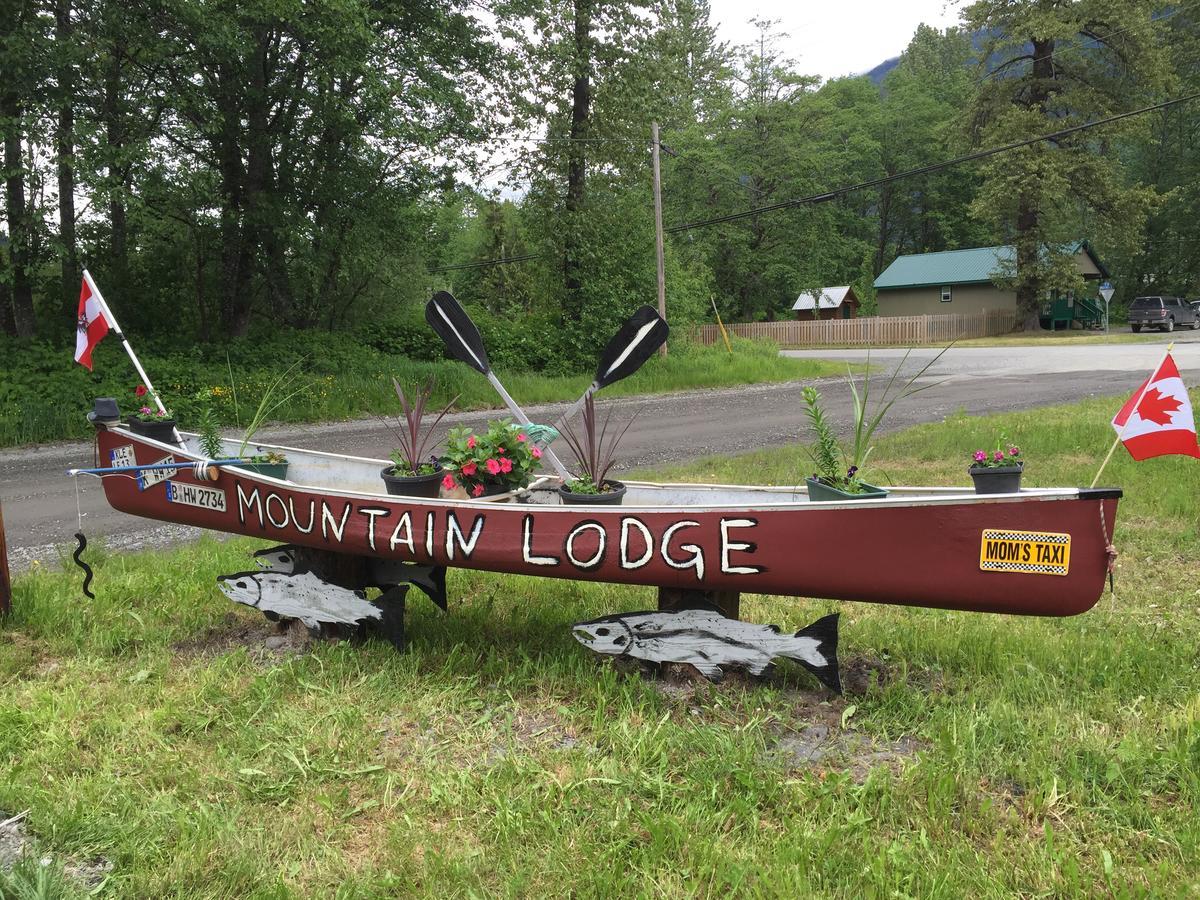 Stewart Mountain Lodge Exterior photo